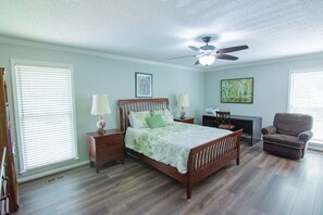 5 habitaciones, escritorio, tabla de planchar con plancha y wifi gratis 