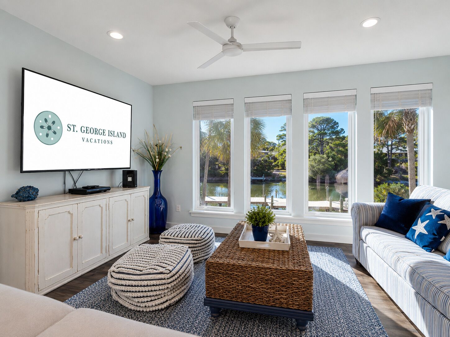 Blues Dock Of The Bay- Canal Front, Pet Friendly, Private Pool, Hot Tub! - St. George Island, FL