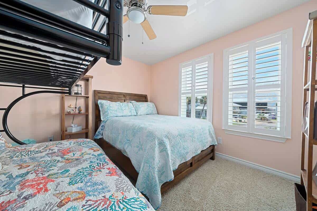 3 makuuhuonetta, ilmainen Wi-Fi, vuodevaatteet