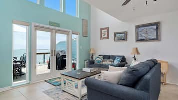 Smart TV, fireplace, offices