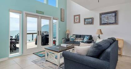 Key Allegro W/ Bay View, Pier & Boat Slip! Community Pool