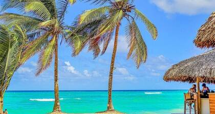 Beach Villa Fiesta with Pool, BBQ and Maid incl.