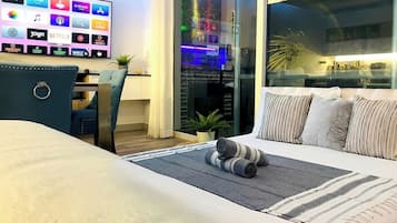 2 slaapkamers, een strijkplank/strijkijzer, wifi