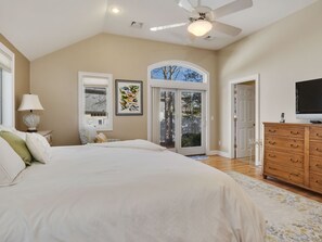 4 camere, ferro/asse da stiro, Wi-Fi gratuito