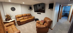 Smart TV - Stage Stop Suite (Piedmont)