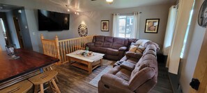 Smart TV - Stage Stop Suite (Piedmont)