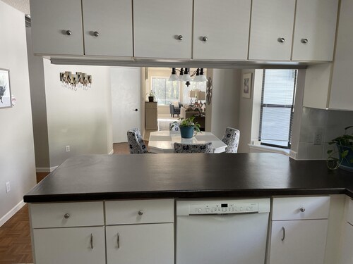 “Hampstead Hideaway”- sleeps 6.