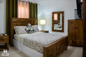 Standard Room | Pillow-top beds, individually decorated, free WiFi, bed sheets - Hotel Juliana (Nagua)