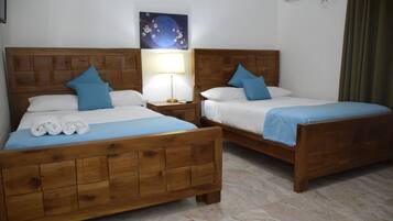 Double Room | Tilam berlapik, dihias secara berasingan, Wi-fi percuma, cadar katil