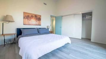 2 chambres, fer et planche à repasser, lit parapluie, Wi-Fi gratuit