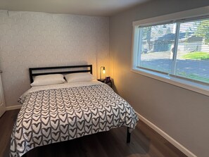1 bedroom, free WiFi, bed sheets