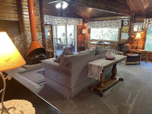 TV connectée, cheminée