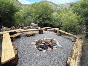 Property grounds - Cozy Mountain Paradise (Kamas)