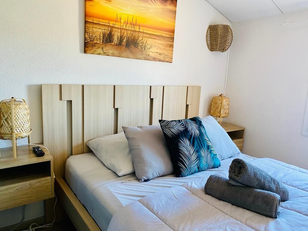 2 chambres, fer et planche à repasser, Wi-Fi gratuit, draps fournis