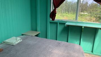 1 slaapkamer, een bureau, gratis wifi, beddengoed