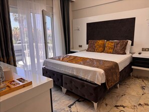 Blackout drapes, iron/ironing board, free WiFi