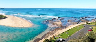 Break Away in Dolphin Point