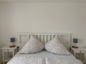 1 makuuhuone, vauvan matkasänky, ilmainen Wi-Fi, vuodevaatteet