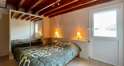 Quiet cottage near Puy-en-Velay, 2 bedrooms, close to Lake Bouchet