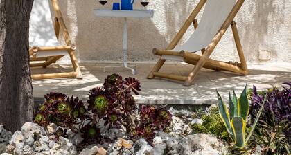 Villa 'Torre Castiglione' with Sea View, Garden, 2 Terraces & Wi-Fi