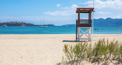 Veleta Apartment with Sea Views, Shared Pool, Terrace, and Wi-Fi