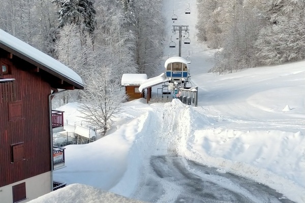 Remontée au pied de l'appartement