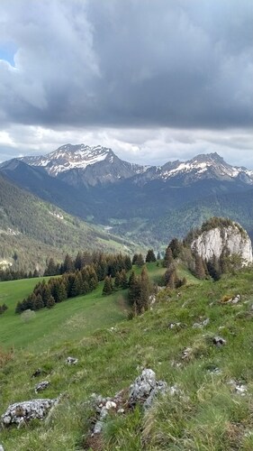 A cozy studio for 4 people in Bellevaux Hirmentaz, at an elevation of 1,100 meters in the Alpes du Léman.