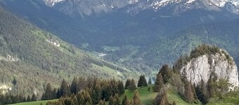 A cozy studio for 4 people in Bellevaux Hirmentaz, at an elevation of 1,100 meters in the Alpes du Léman.