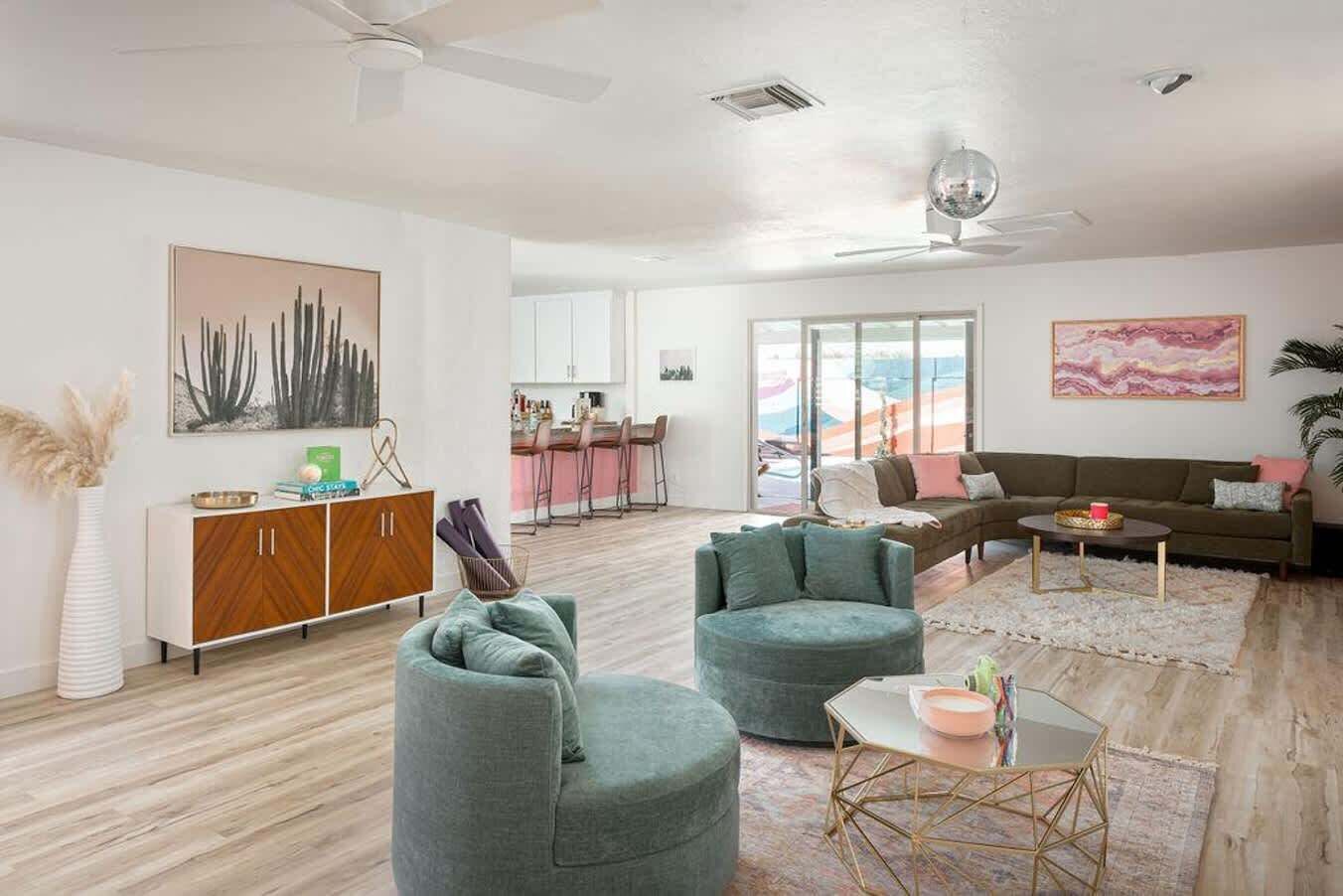 TV, fireplace, offices