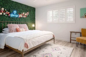 4 室のベッドルーム、アイロン / アイロン台、旅行用ベビーベッド、WiFi