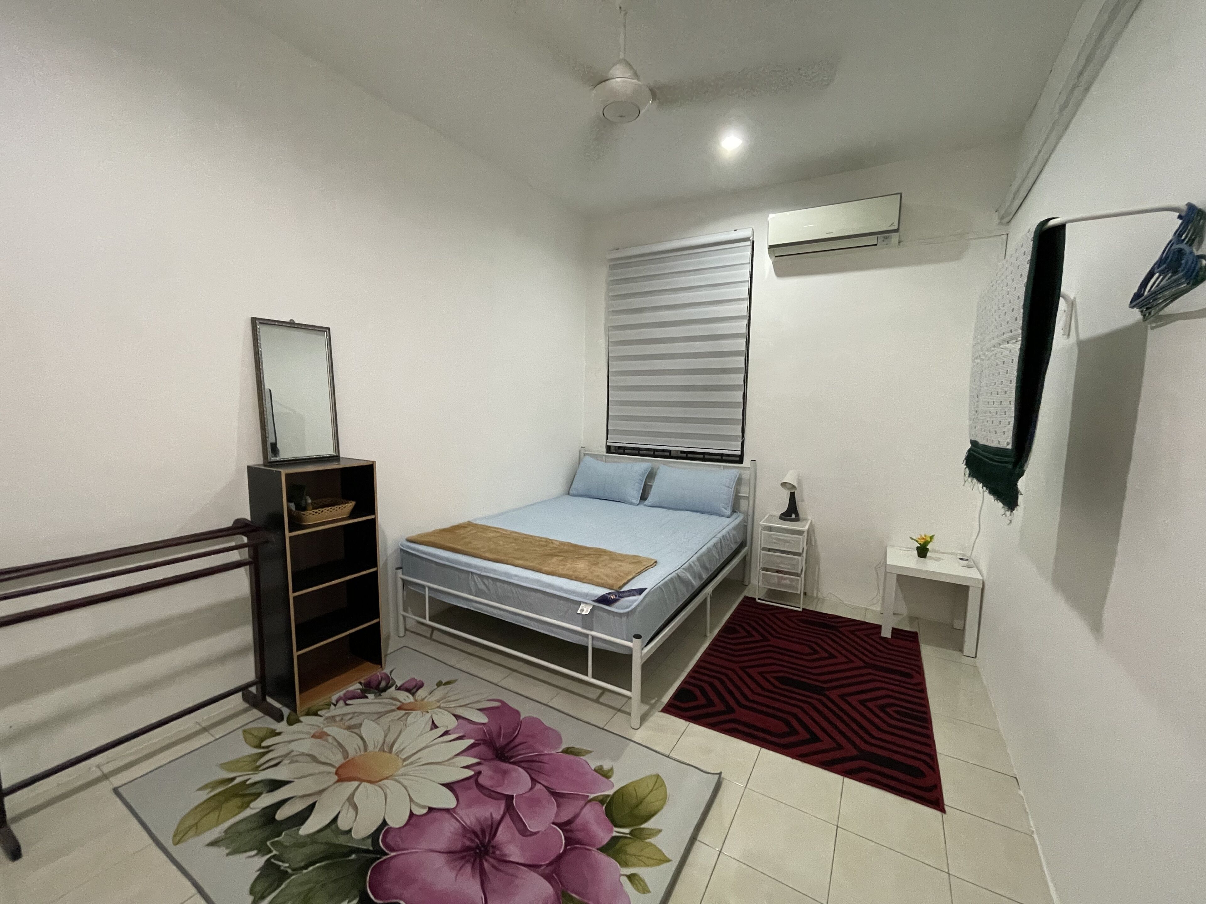 3 bedrooms, iron/ironing board, free WiFi, wheelchair access