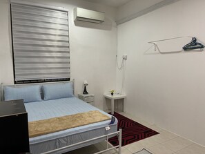 3 bedrooms, iron/ironing board, free WiFi, wheelchair access