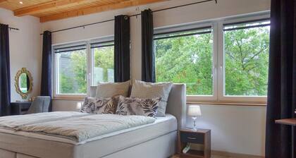 Lovely home in Schmallenberg with WiFi