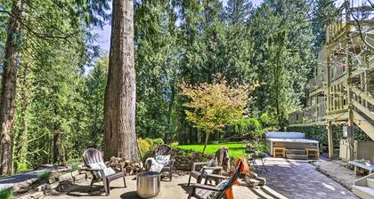 ‘The Owl’s Nest’ w/ Hot Tub & Forest Views!