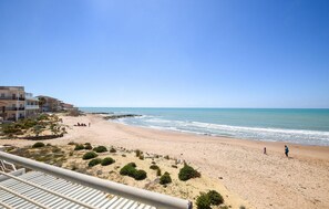 Beach nearby, fishing - Stunning home in Kaukana with WiFi (Kaukana)