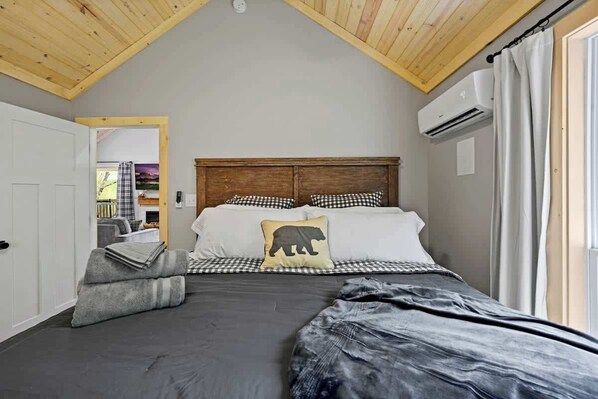 2 habitaciones, tabla de planchar con plancha y wifi gratis 