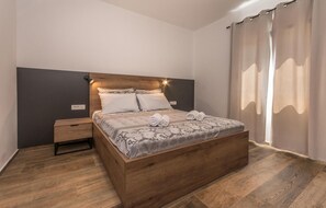 3 Schlafzimmer, Zimmersafe, kostenloses WLAN, Bettwäsche