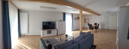 Vacation home in a quiet location with field view near Lake Leppinsee