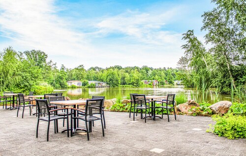 Amazing home in Oosterwolde with WiFi