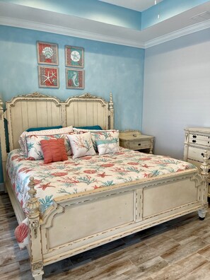 4 bedrooms, iron/ironing board, travel cot, free WiFi