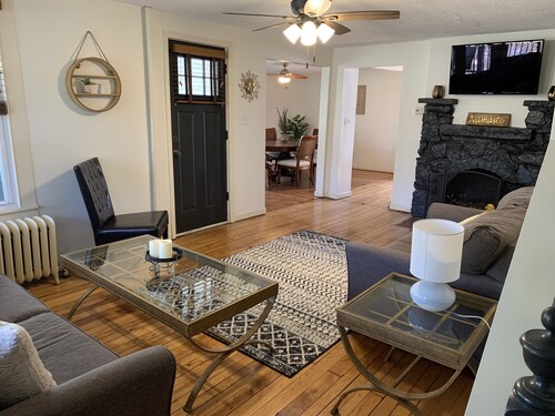 Serene Home at Harveys Lake