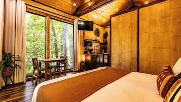 1 bedroom, bed sheets