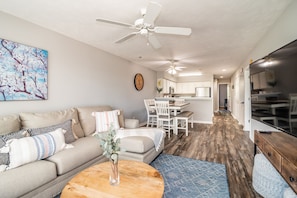 Smart TV - *TB 14F Finns Up* Newly Renovated 3 Bedroom Condo with 17th Fairway View! (Pawleys Island)