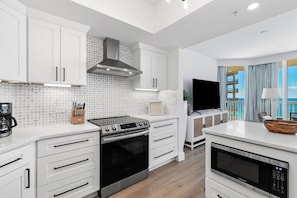 Fridge, microwave, oven, stovetop - "Ocean Aire" Destin, Gulf Front Condo, Resort, Pool, Silver Shells, St Croix (Destin)