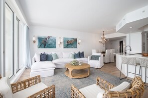 Smart TV - "Ocean Aire" Destin, Gulf Front Condo, Resort, Pool, Silver Shells, St Croix (Destin)