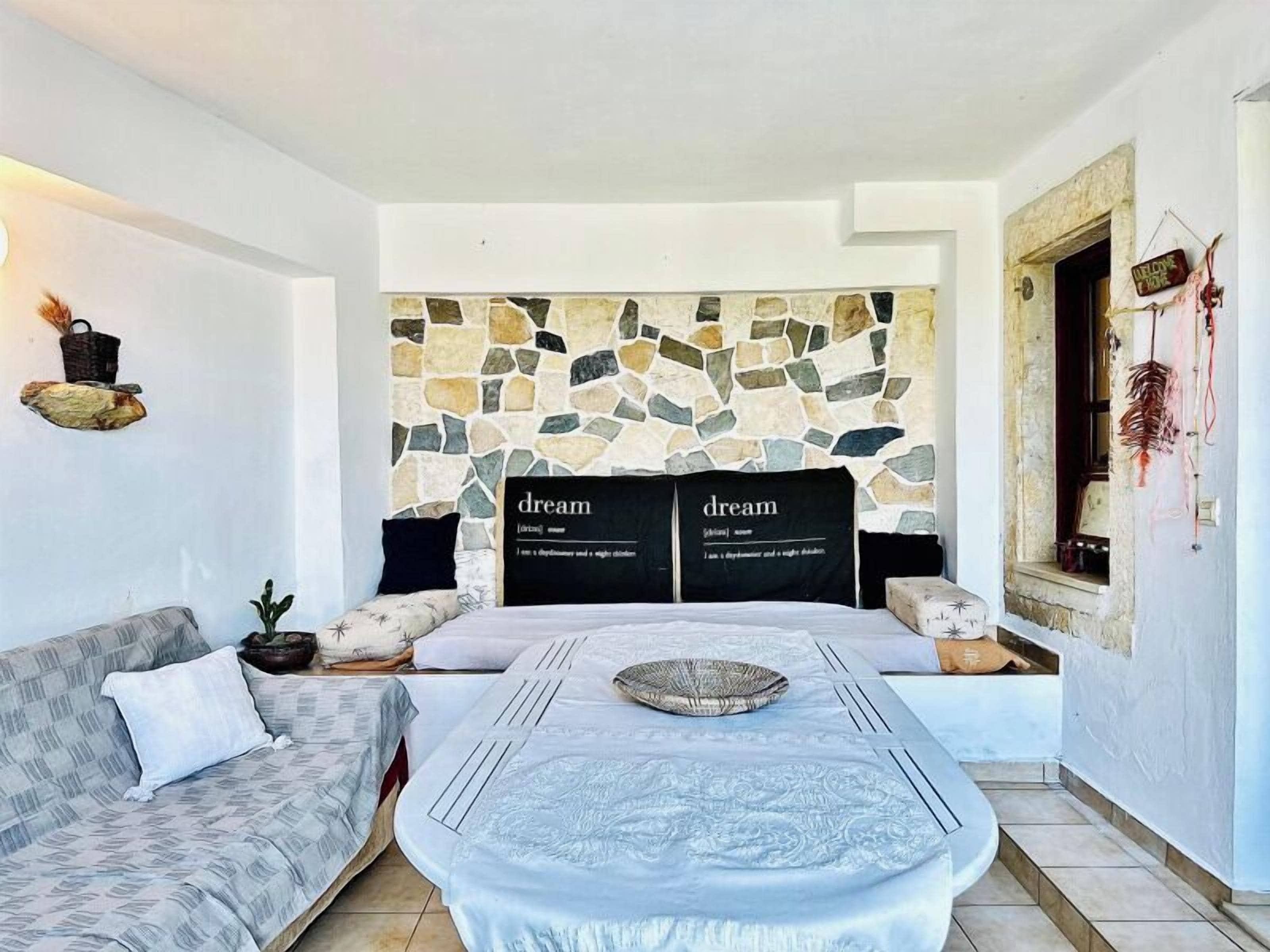 Margarita Woodstone House without pool with Spa Hot Tub | Terrace/patio