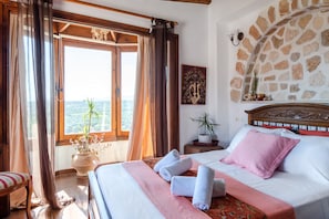 Individually furnished, blackout curtains, iron/ironing board, free WiFi - Elia Woodstone Houses (Hersonissos)