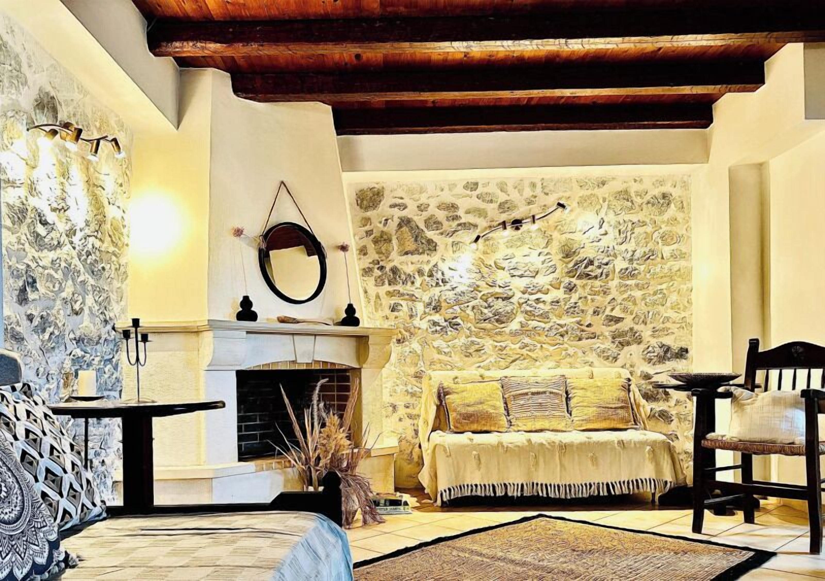 Villa Tradition, 2 chambres, bain à remous, vue montagne | Coin séjour | Télévision à écran plat de 32 pouces avec chaînes par câble, télévision