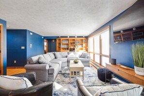 Smart TV, ping pong, books