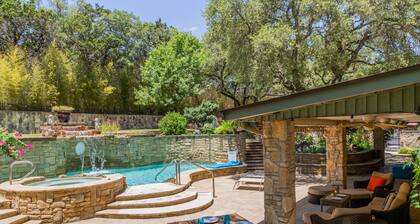 Your Own High-End Resort! 1-Story, Heated Pool, Huge Hot Tub, KingBeds, GameRoom